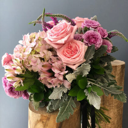 LA VIE EN ROSE. BOUQUET
