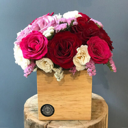 LOVE BOX. ARREGLO FLORAL
